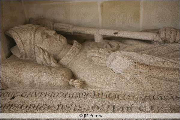 Saint-Corentin Cathedral - Quimper, Brittany, France - 20080727 09996